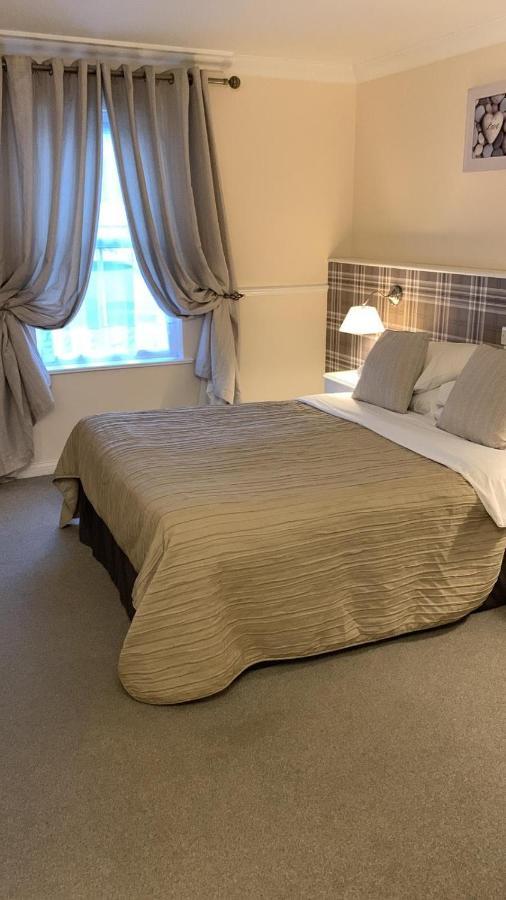 Hunters Meet Hotel Hatfield Heath Buitenkant foto