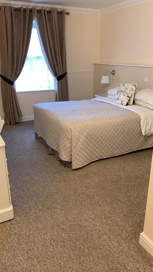 Hunters Meet Hotel Hatfield Heath Buitenkant foto