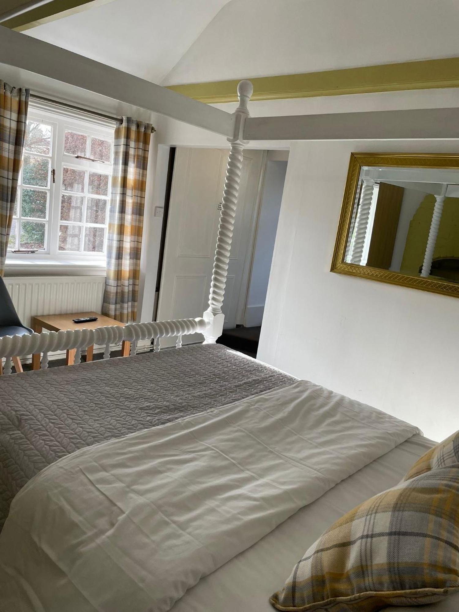Hunters Meet Hotel Hatfield Heath Buitenkant foto