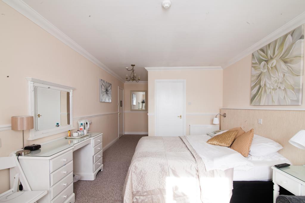 Hunters Meet Hotel Hatfield Heath Buitenkant foto